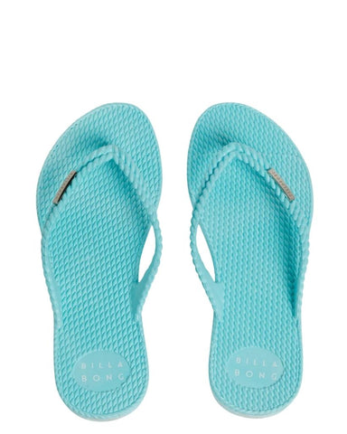 KICK BACK THONG - SOLID