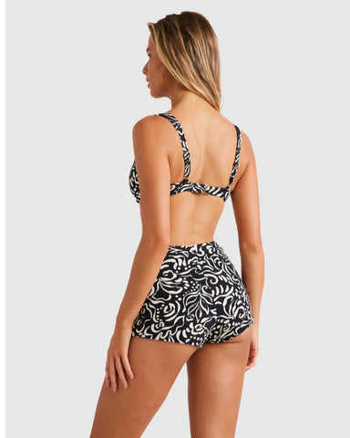 LA ISLA PALMA SHORT