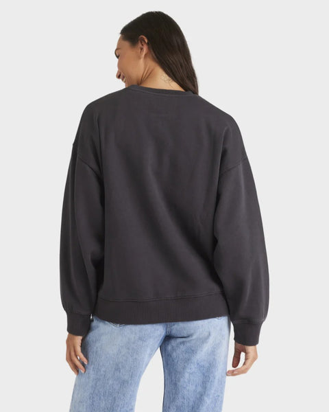 ISLAND DREAMING CREW