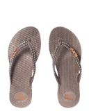 KICK BACK THONG METALLIC