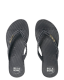 KICK BACK THONG METALLIC