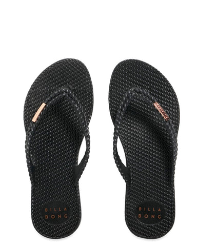 KICK BACK THONG - SOLID