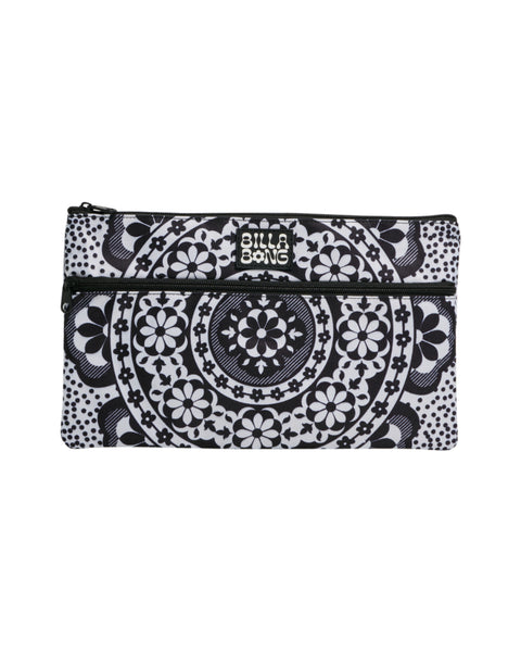 DAISY PENCIL CASE