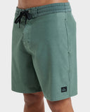 SURFSILK STREET TRUNK 18