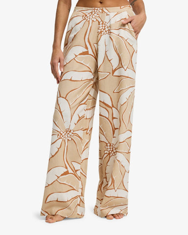 TROPIC BREEZE