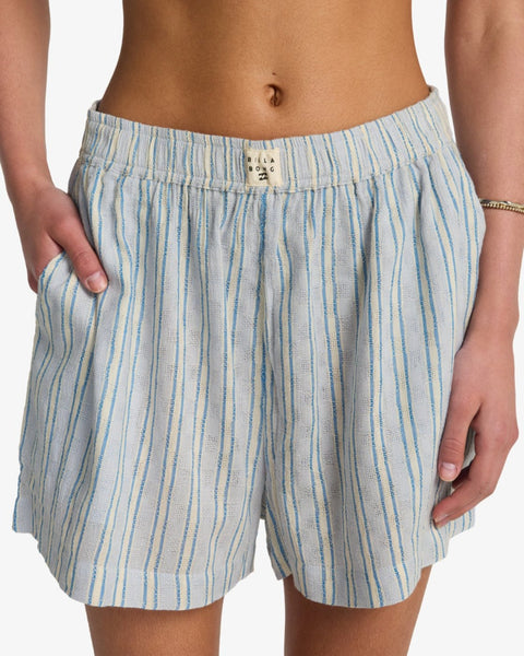 BOYFRIEND SHORT