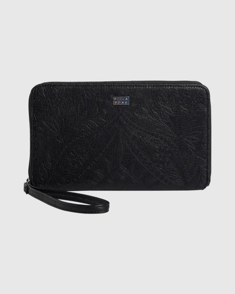 TRAVEL WALLET