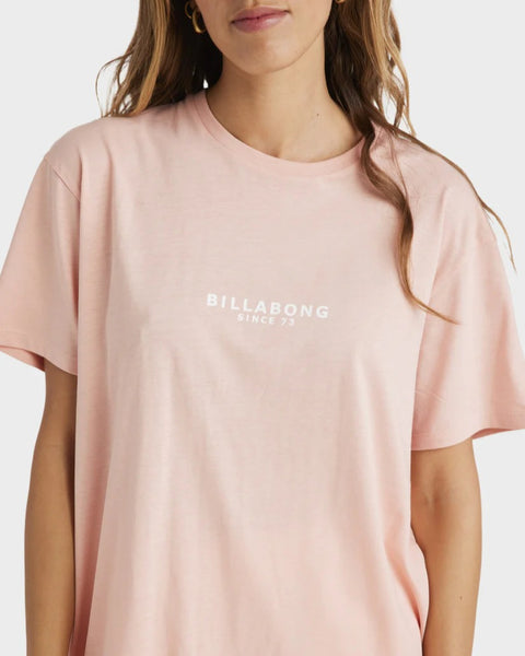 EMERALD ISLAND TEE